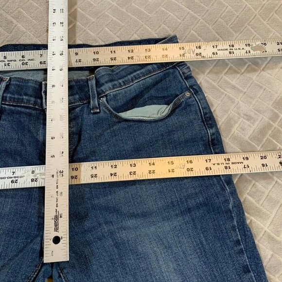 Levis Womens 10 Denim Jeans Blue 525 Perfect Waist Straight Mid Rise Stretch - Picture 8 of 13